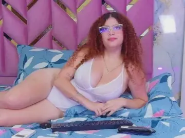 HoneyHips  live sex cam