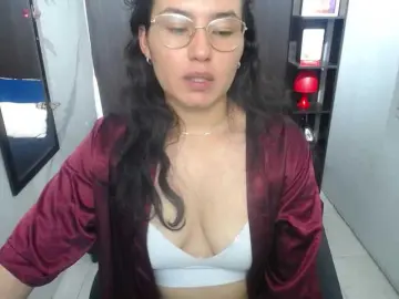 Koral-purple  live sex cam