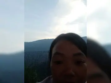 Trieungan89  live sex cam