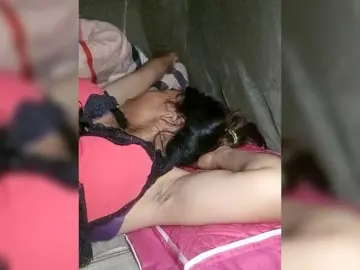 Trieungan89  live sex cam