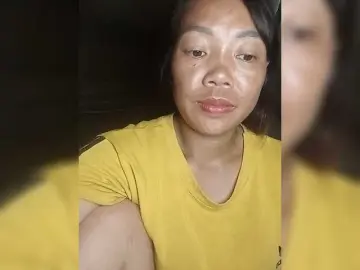 Trieungan89  live sex cam