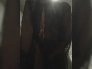 Biggirl777  live sex cam