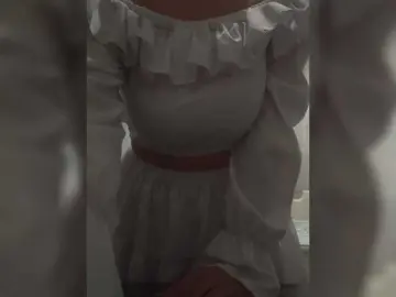 Biggirl777  live sex cam