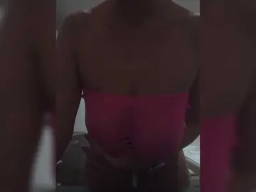 Biggirl777  live sex cam