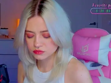 Blush-Im-crush  live sex cam