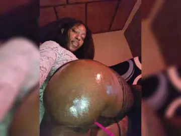 Capricana  live sex cam