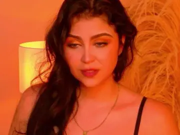 EmilyBills  live sex cam