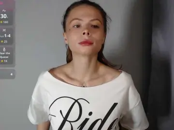 HoneyMira  live sex cam