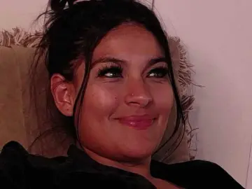 LannyShell  live sex cam