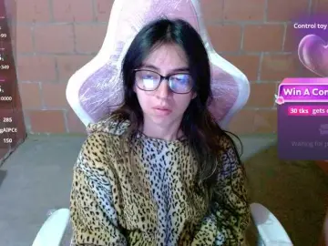 Maggie-Fox  live sex cam