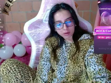 Maggie-Fox  live sex cam