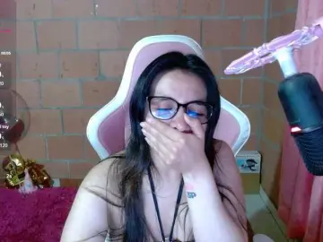 Maggie-Fox  live sex cam