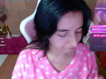 Maggie-Fox  live sex cam