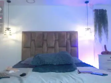 Alejhandramora  live sex cam