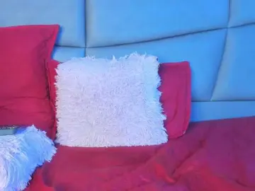 AkiraPrince  live sex cam