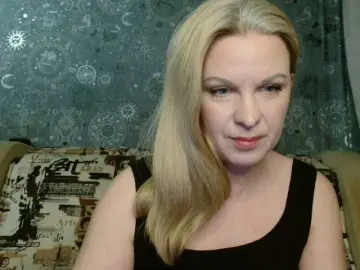 BlondeFox  live sex cam