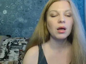 BlondeFox  live sex cam