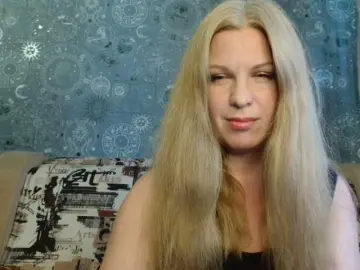 BlondeFox  live sex cam
