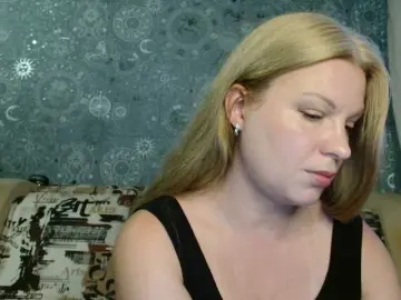BlondeFox  live sex cam
