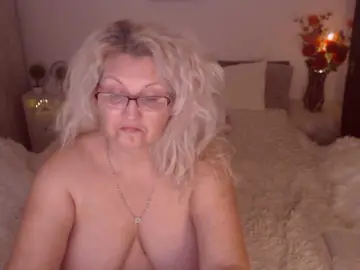 DivineBlond  live sex cam