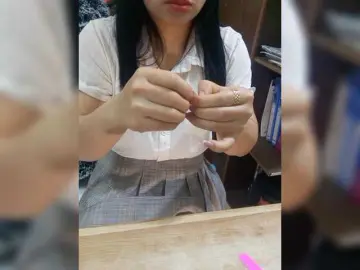 Dream-ari  live sex cam