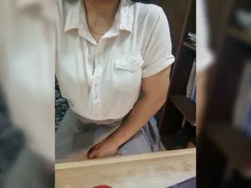 Dream-ari  live sex cam