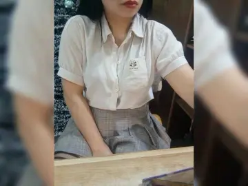 Dream-ari  live sex cam