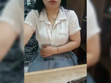 Dream-ari  live sex cam