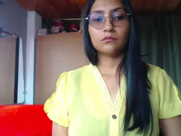Leah-666  live sex cam