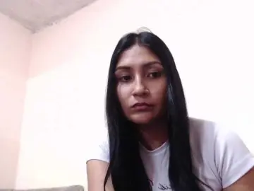 Leah-666  live sex cam