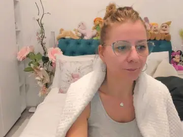 SalomeJade  live sex cam