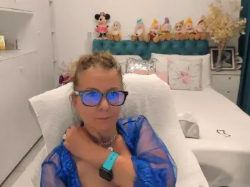 SalomeJade  live sex cam