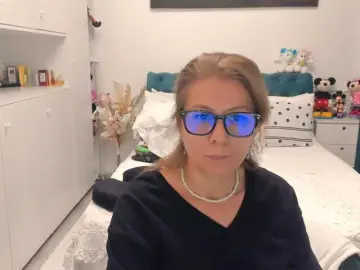 SalomeJade  live sex cam