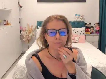 SalomeJade  live sex cam