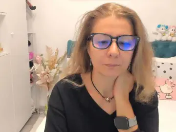 SalomeJade  live sex cam