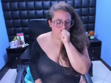 SaraThonson  live sex cam