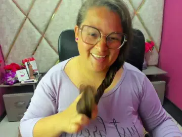 SaraThonson  live sex cam