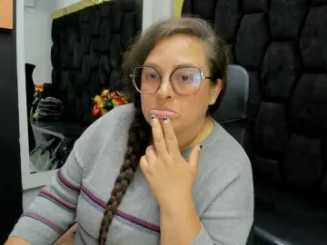 SaraThonson  live sex cam