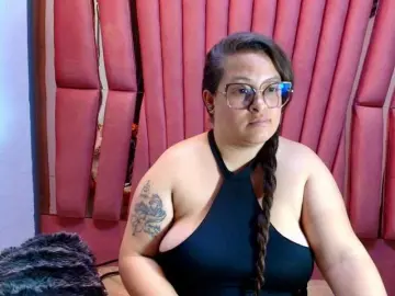 SaraThonson  live sex cam