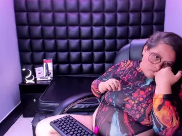 SaraThonson  live sex cam