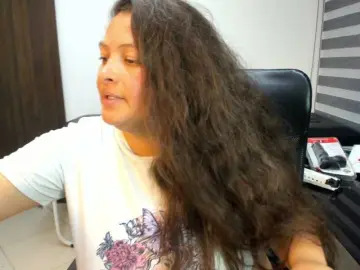 SaraThonson  live sex cam