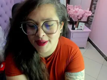 SaraThonson  live sex cam