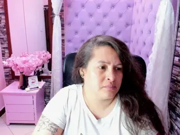 SaraThonson  live sex cam