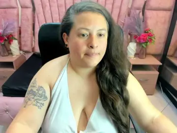 SaraThonson  live sex cam