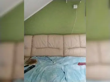 Milf44milf  live sex cam