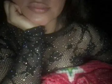 Samanta151  live sex cam