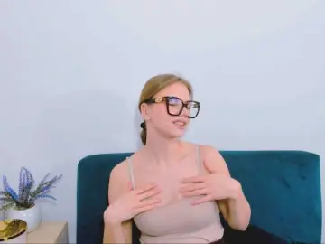 StormiCherry  live sex cam