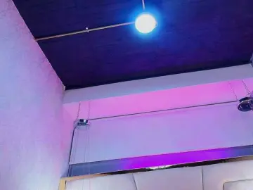 Frreeya  live sex cam