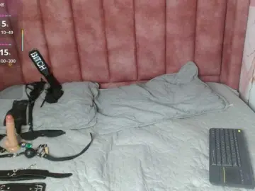 Hilaryythompson  live sex cam