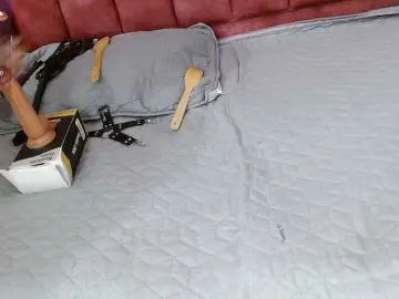 Hilaryythompson  live sex cam